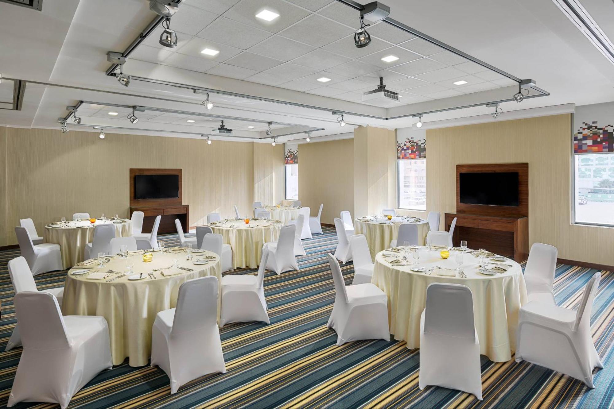 Aloft Riyadh Hotel Bagian luar foto